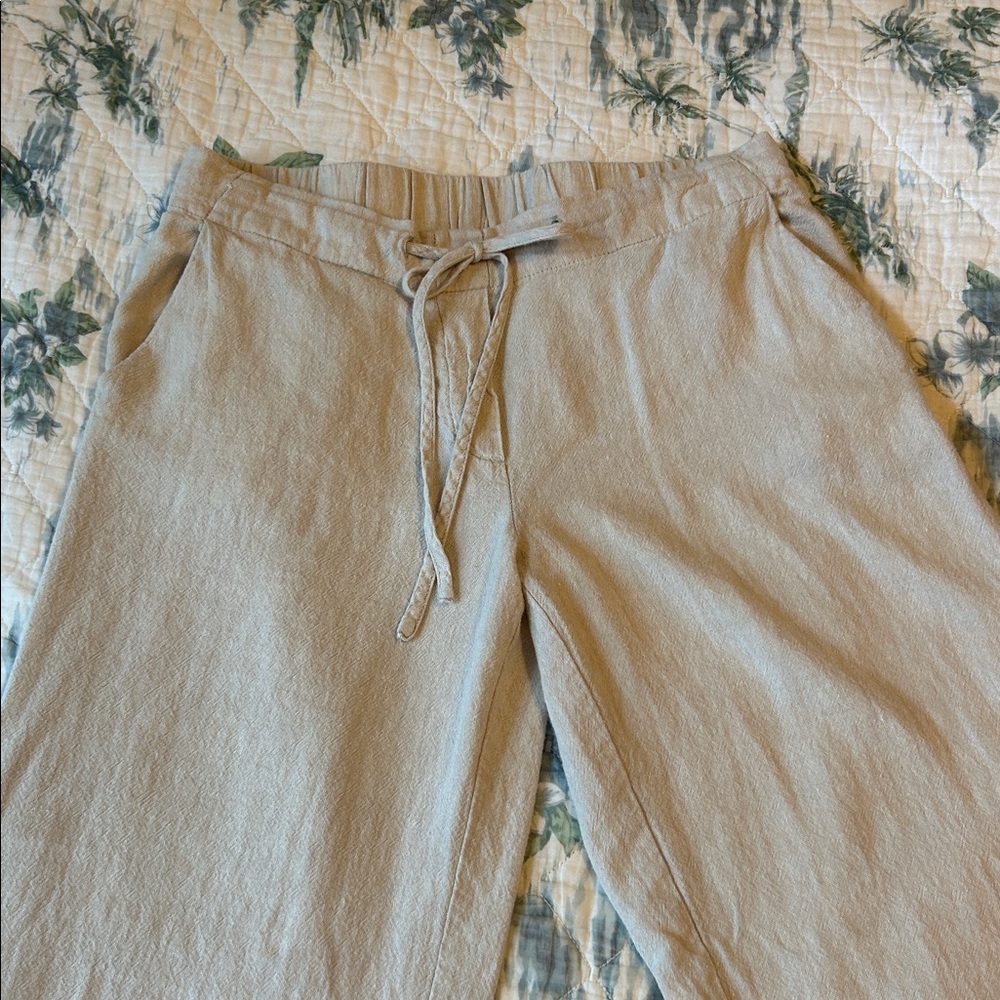Glassons - Picture 2 of 5